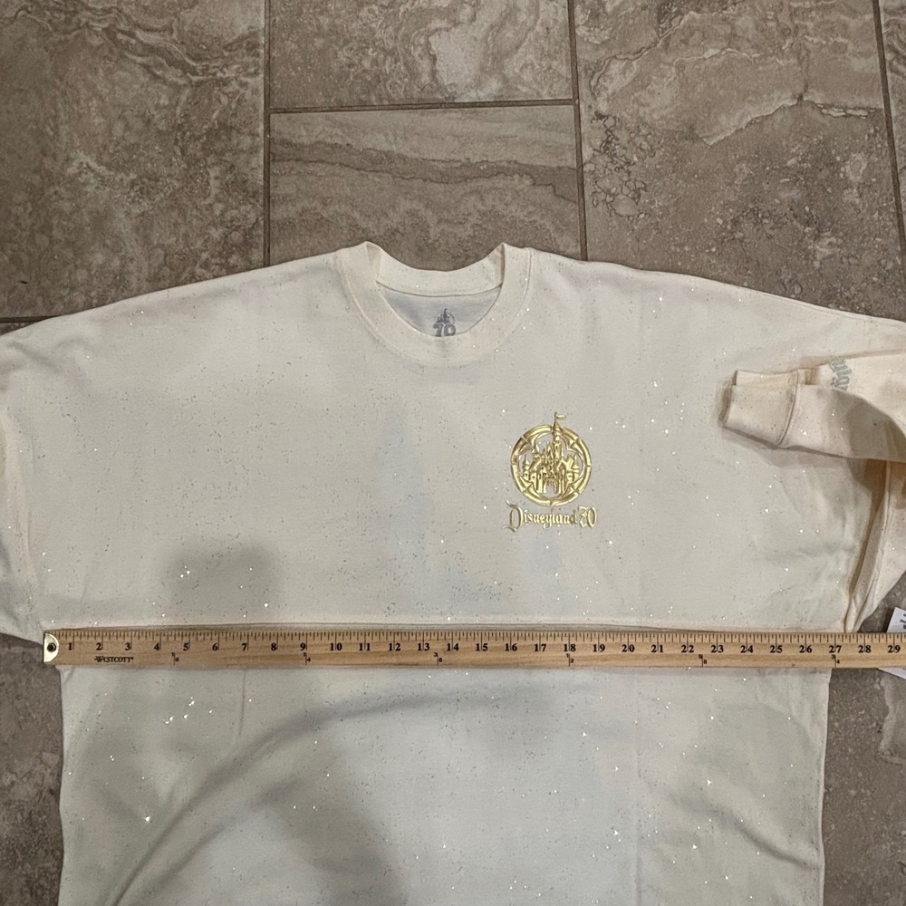 Disney Spirit Jersey Disneyland 70th Anniversary Gold Glitter Castle Cream XL - Picture 11 of 13